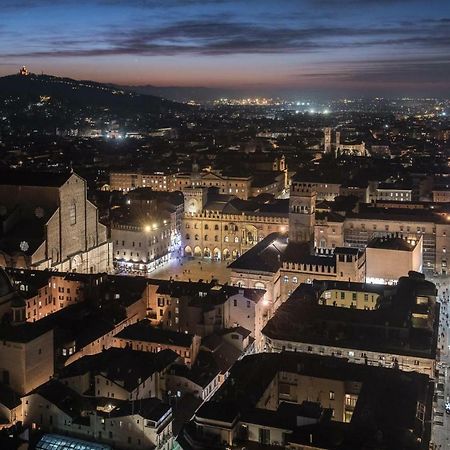 Visione Strada Maggiore 62 Bologne Extérieur photo